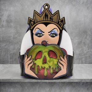 Loungefly Disney Evil Queen Villains Scenes Backpack 🍎